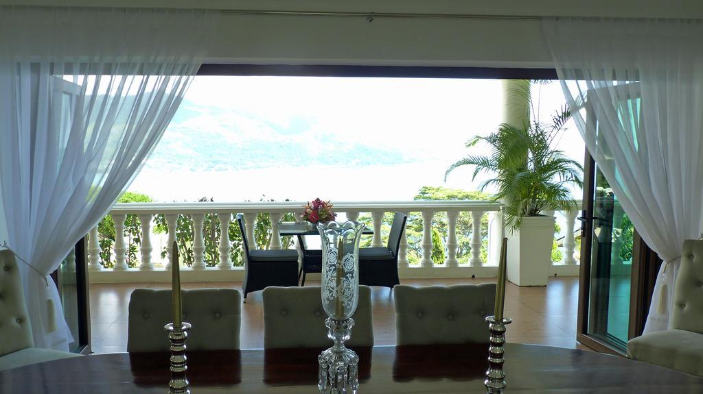 Petit Amour Villa Glacis  Exterior photo