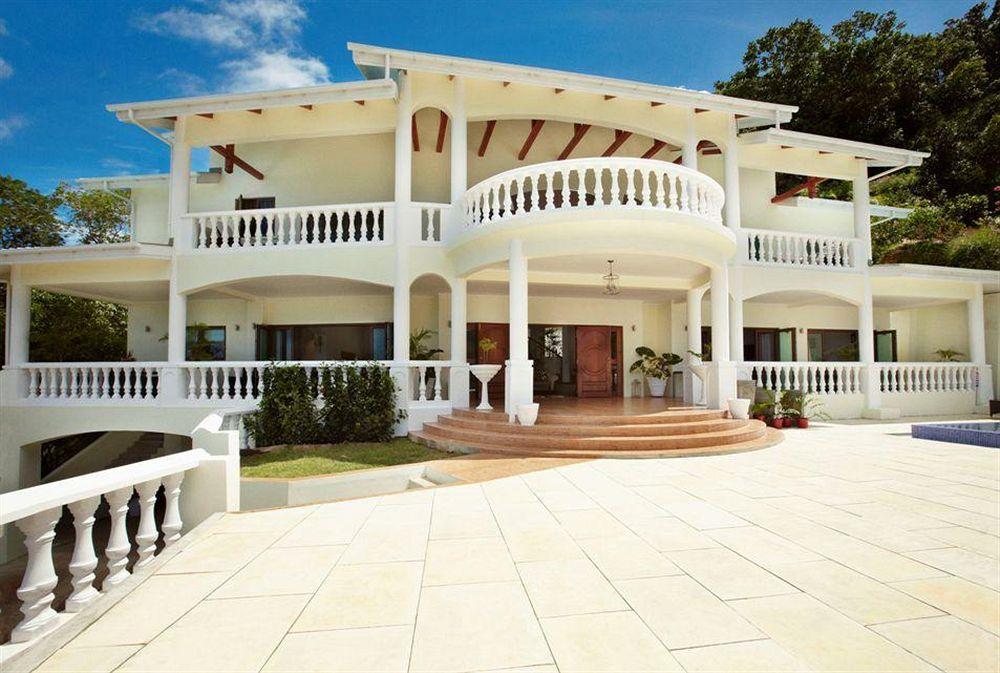 Petit Amour Villa Glacis  Exterior photo