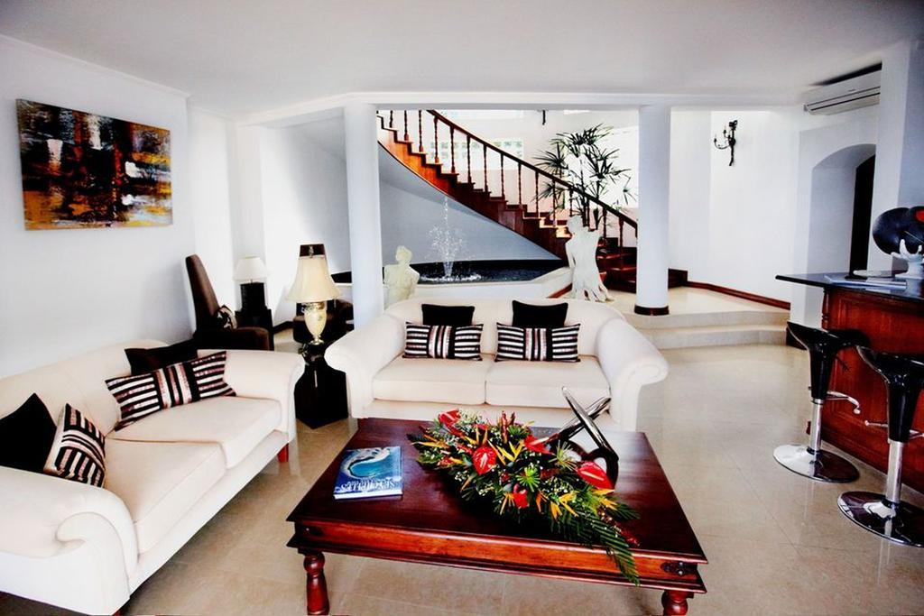 Petit Amour Villa Glacis  Exterior photo