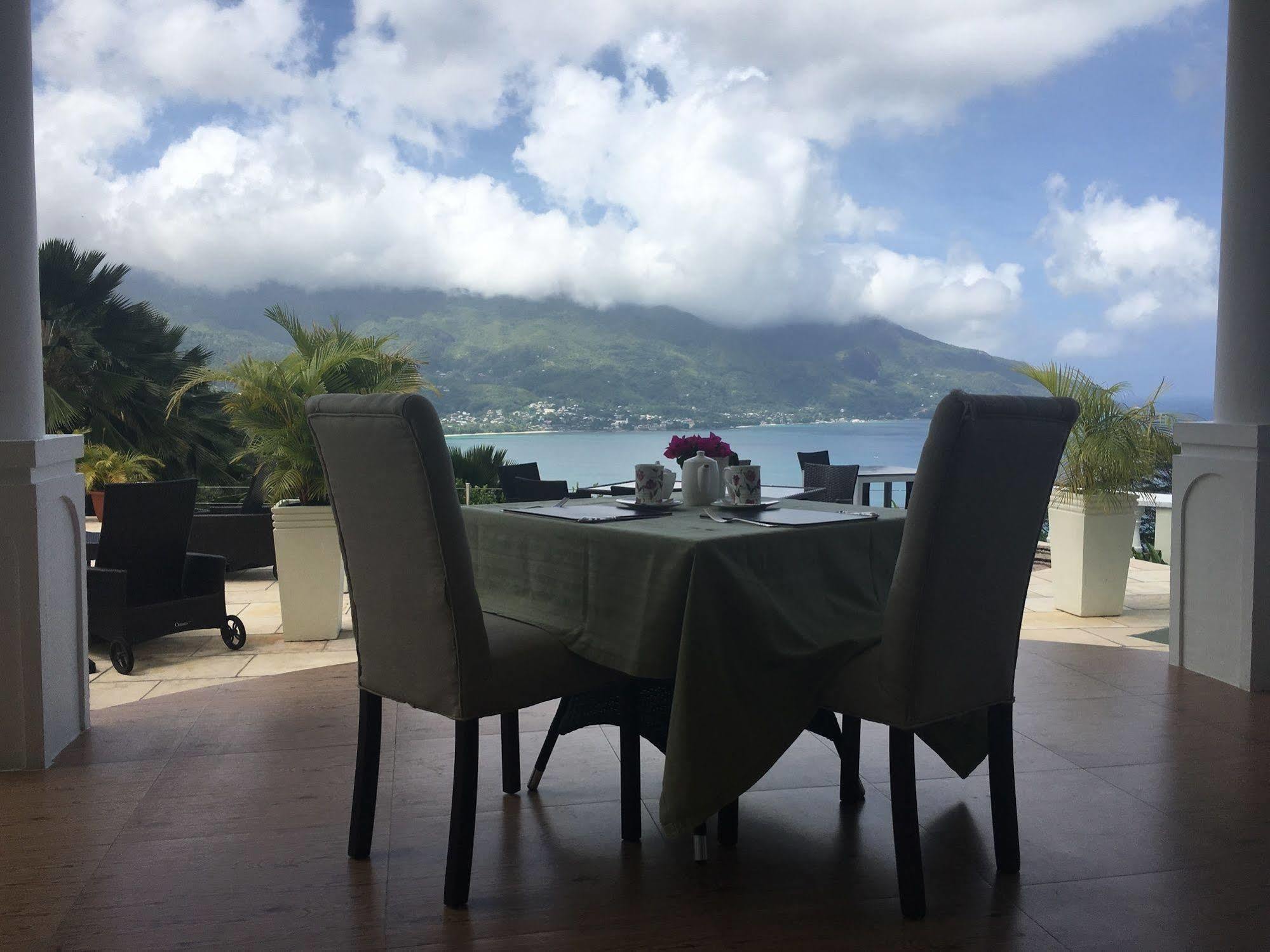 Petit Amour Villa Glacis  Exterior photo